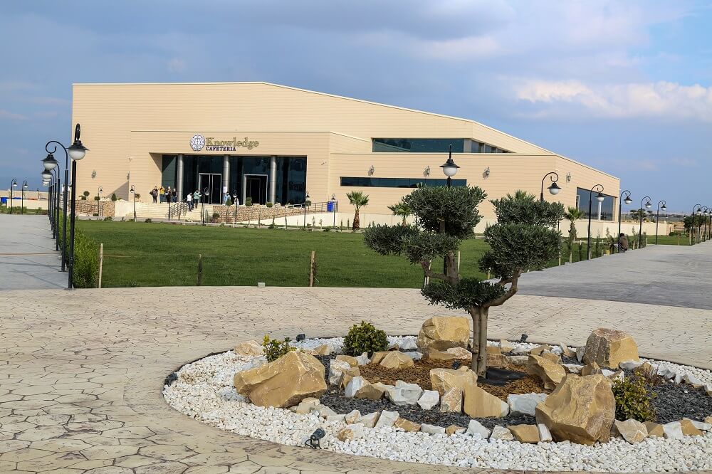 Knowledge University Cafeteria