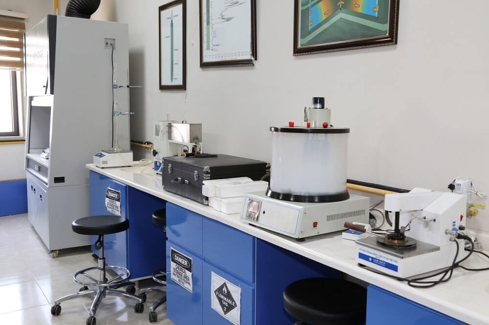 Knowledge University, Drilling & Petroleum Fluid Properties Lab