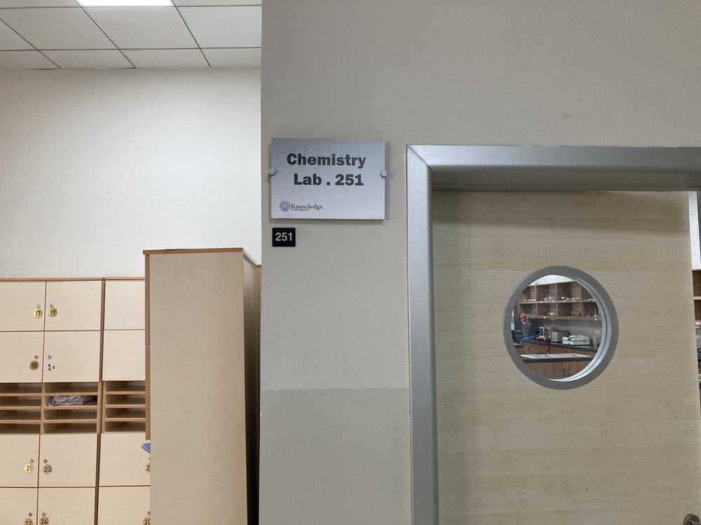Knowledge University, Medical Laboratory Science Department, Chemistry Lab