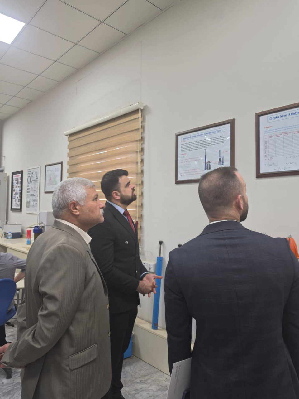The College of Engineering – Department of Petroleum Engineering welcomed a delegation of experts in the oil industry.