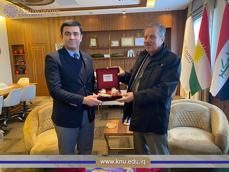 A delegation from The TIU visited KNU