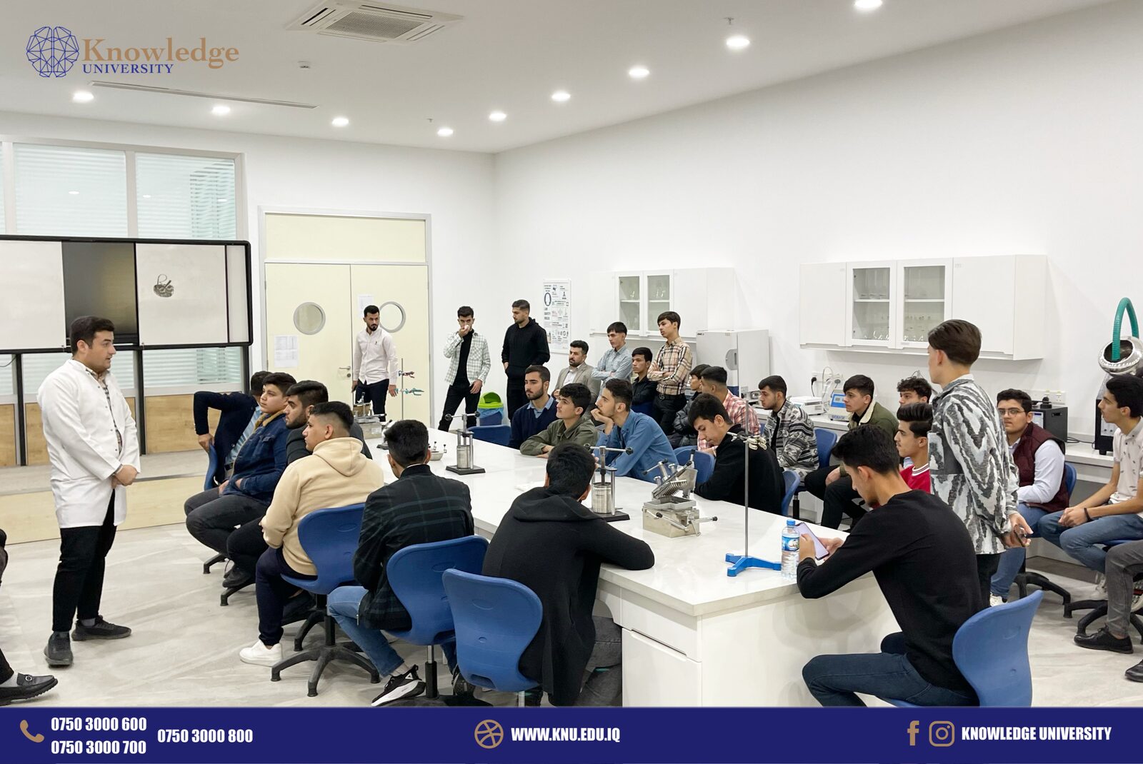 students of (Azadi) School visited Knowledge University 