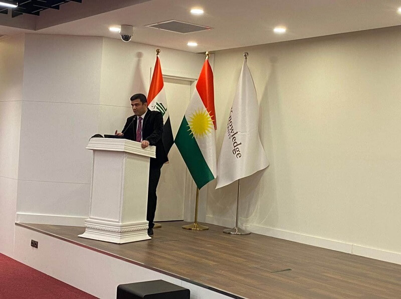 كۆبوونەوەی سەرۆكی زانكۆی نۆلج لەگەڵ گشت ستافی ئەكادیمی زانكۆ
