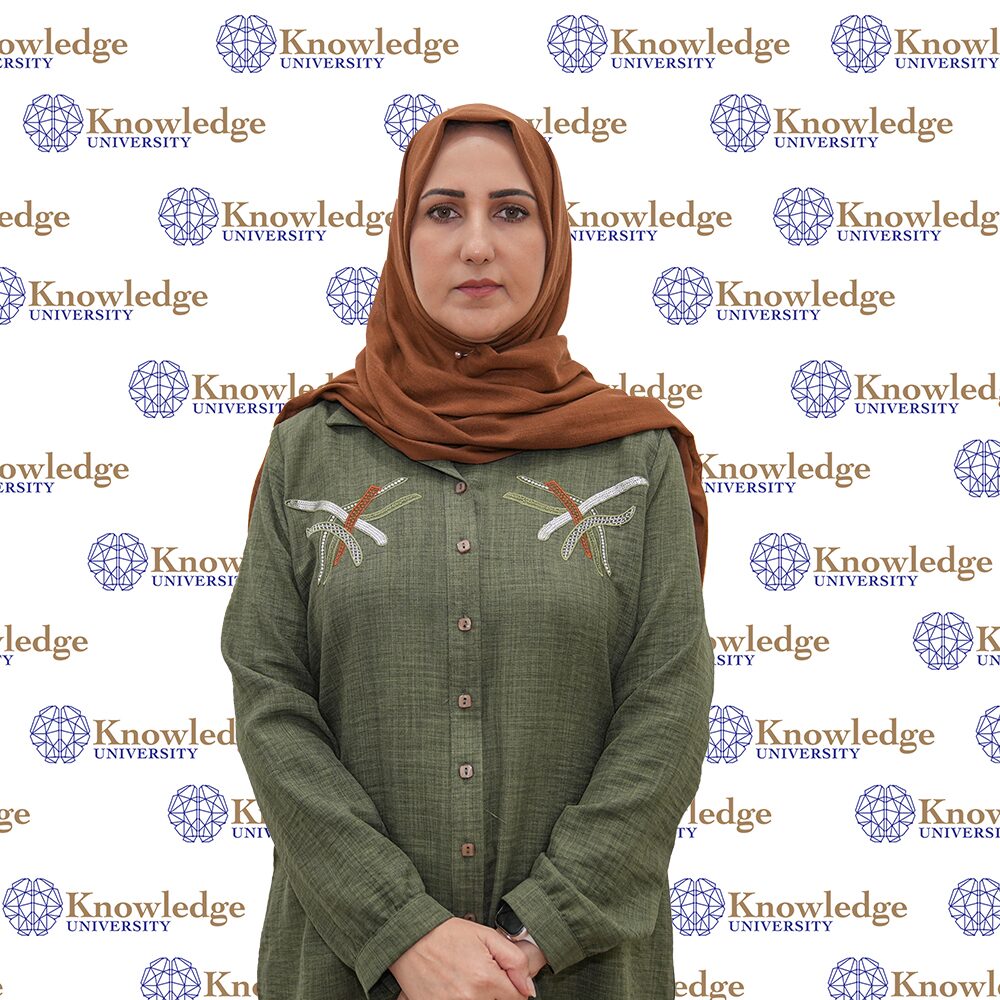 Hamsa Dhia Majeed, Staff at Knowledge